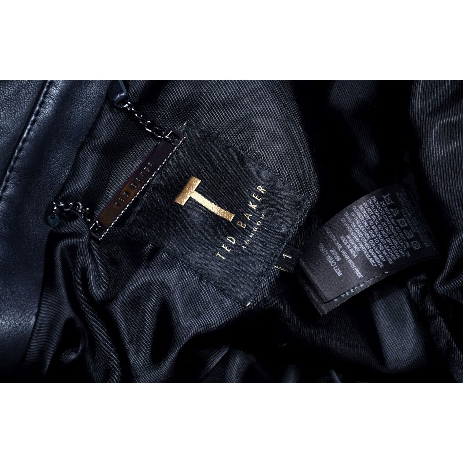 Ted Baker Ted Baker Lizia Minimal Leather Biker Jacket Women's size 4 Black Ted Baker Lizia Minimal Biker Jacket Women Regular XS-XXL Size S / US 4 / IT 40 - 7 Thumbnail