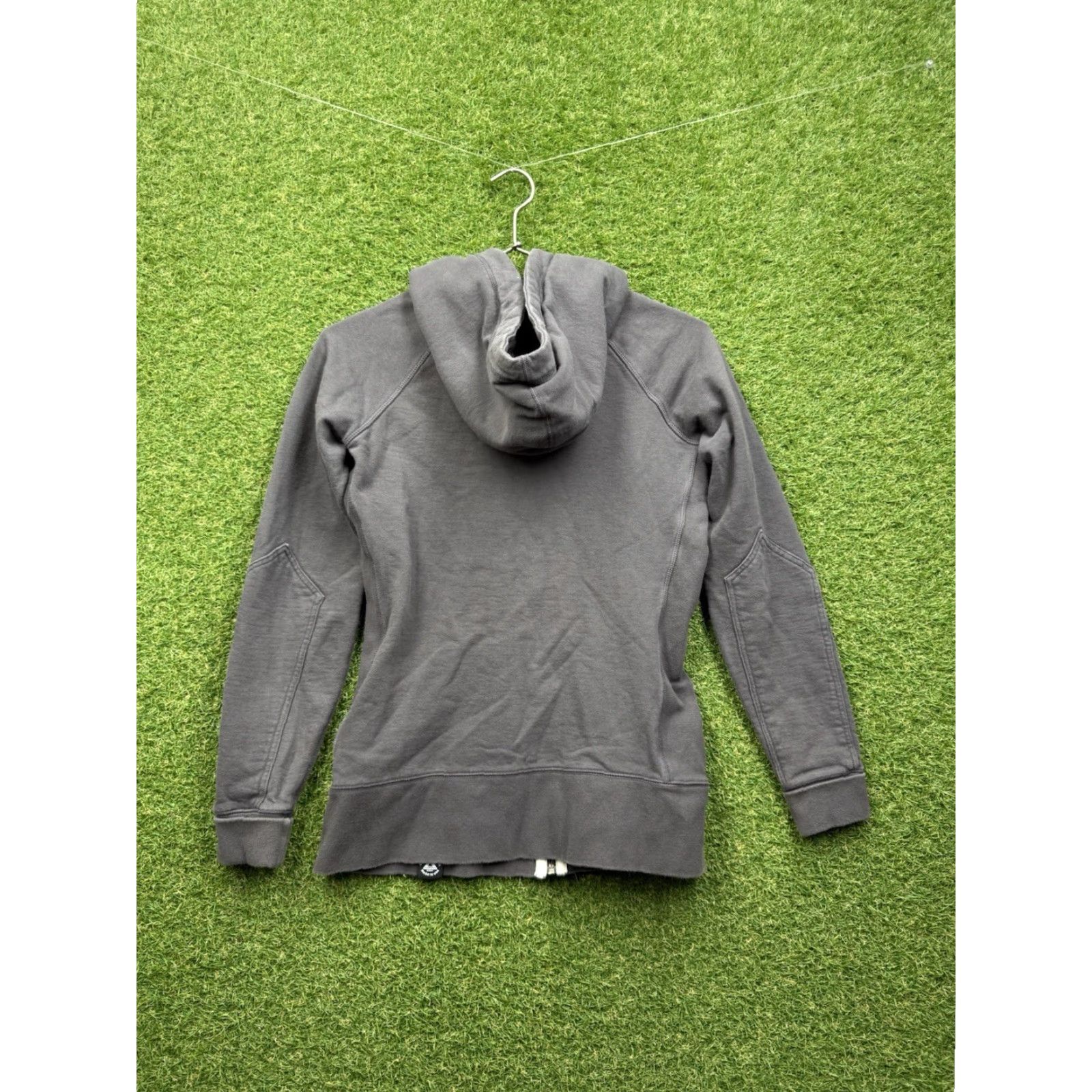 Vintage American Giant Hoodie Womens Small Gray Full Zip Sweatshirt with Pockets Regular Fit Size S / US 4 / IT 40 - 2 Thumbnail