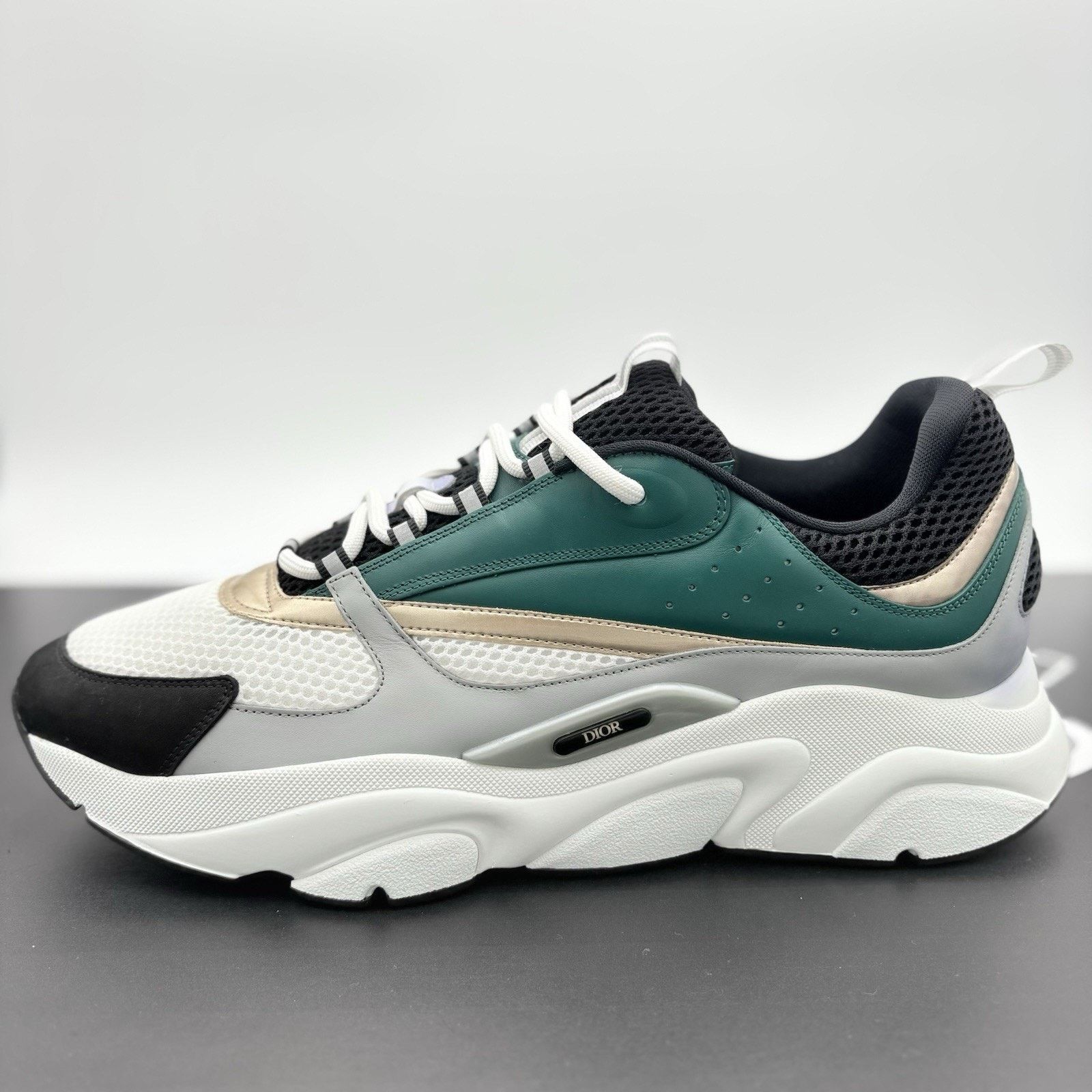 Dior Size 49 (16 US) Dior B22 Sneaker ' Green White Gold ' | NEW! Size US 15 / EU 48 - 8 Thumbnail