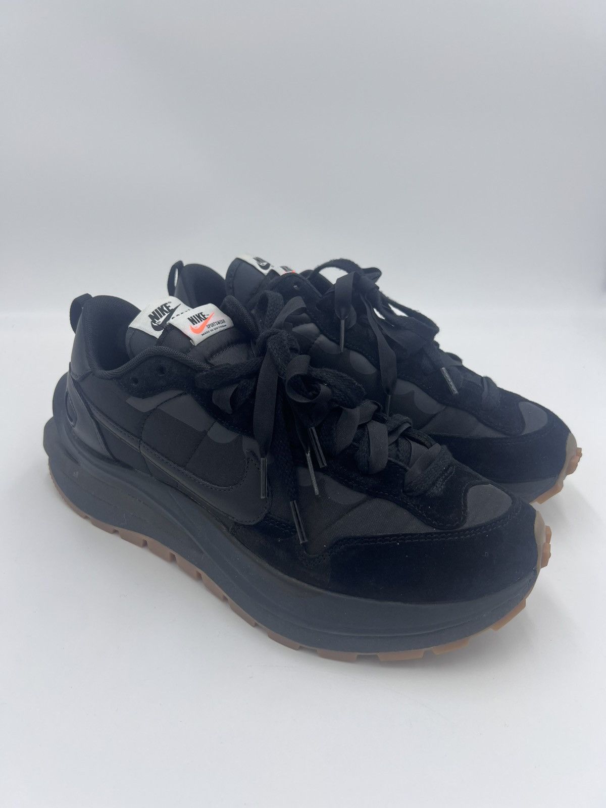 Nike × Sacai Vaporwaffle Sacai Black Gum Size US 10 / EU 43 - 1 Thumbnail