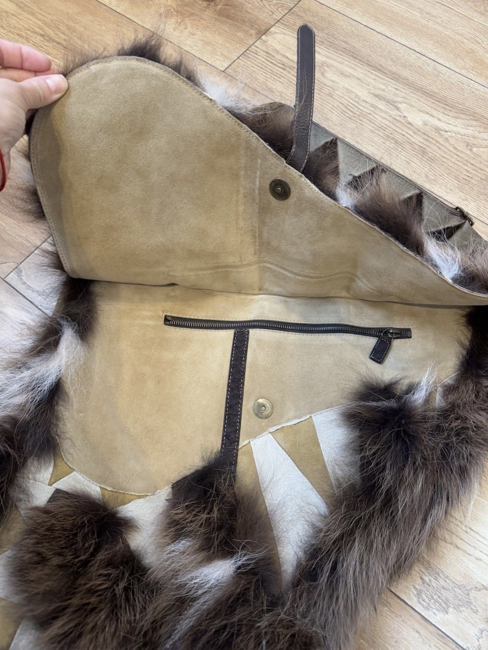 Dior Dior by John Galliano Runway FW02 Oversized Fur Saddle Bag Size ONE SIZE - 12 Thumbnail