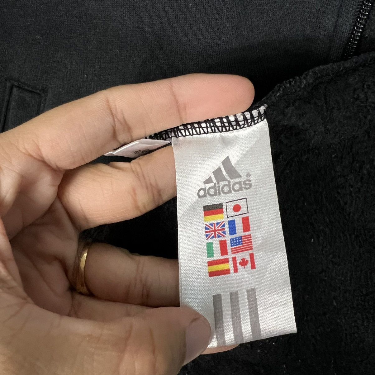 Adidas Y2k Vintage ADIDAS Embroidery Logo Zipper Hoodies #4046-C184 Size US L / EU 52-54 / 3 - 16 Thumbnail