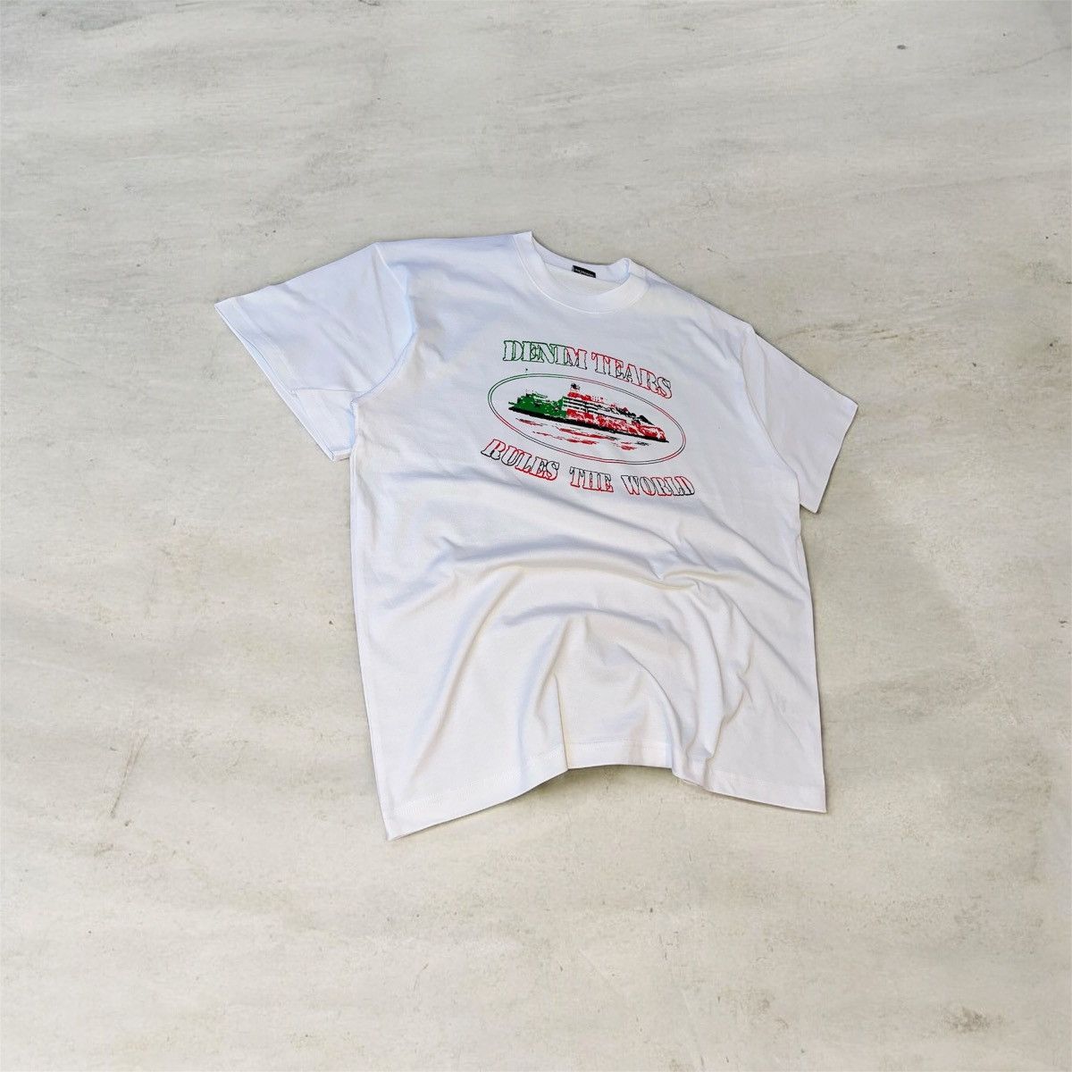 Corteiz Corteiz X Denim Tears Cortears OG Alcatraz Tee White Size M Size US M / EU 48-50 / 2 - 2 Thumbnail