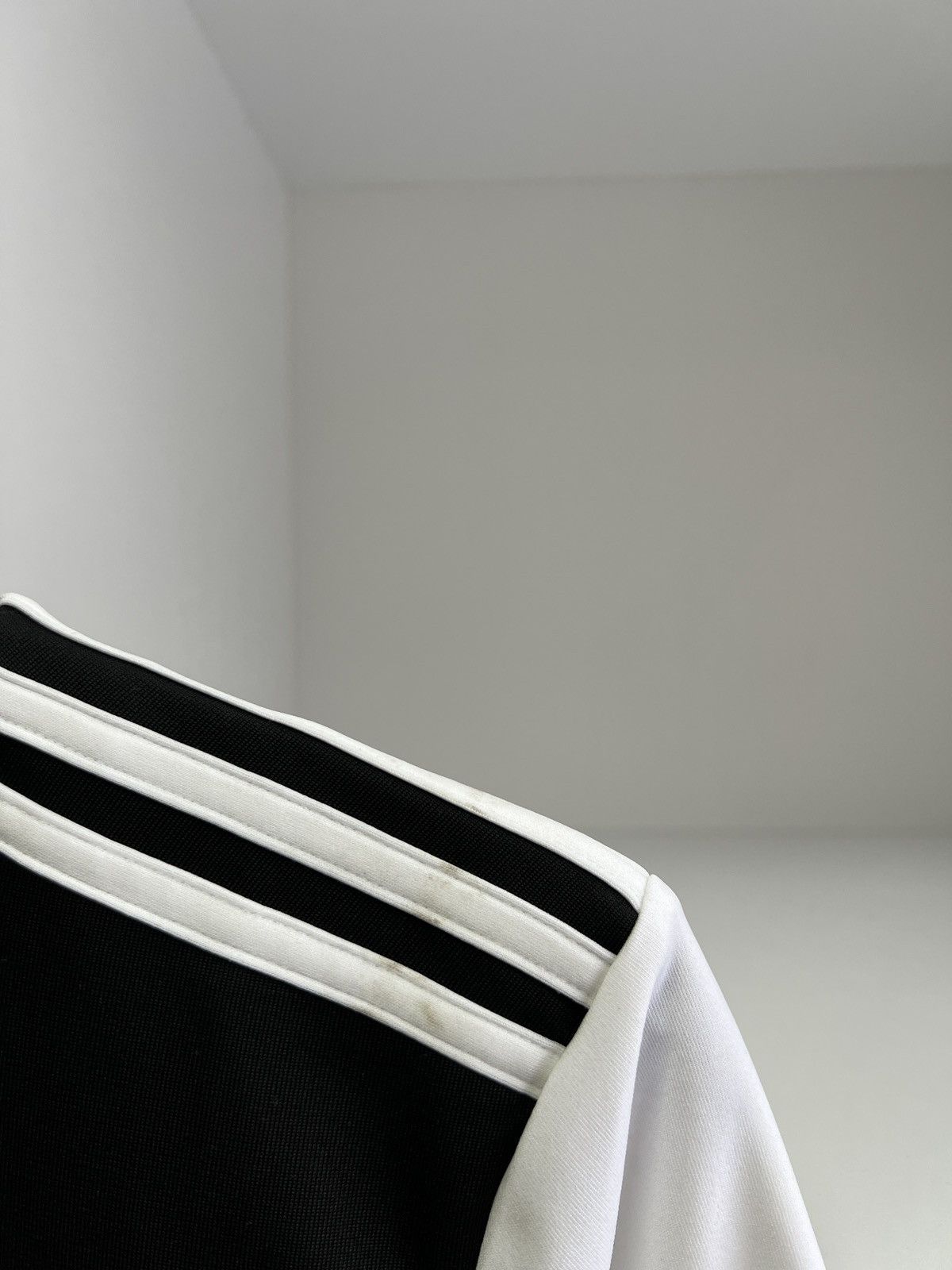 Adidas × Vintage Vintage Juventus 19/20 Home Jersey Size US S / EU 44-46 / 1 - 9 Thumbnail