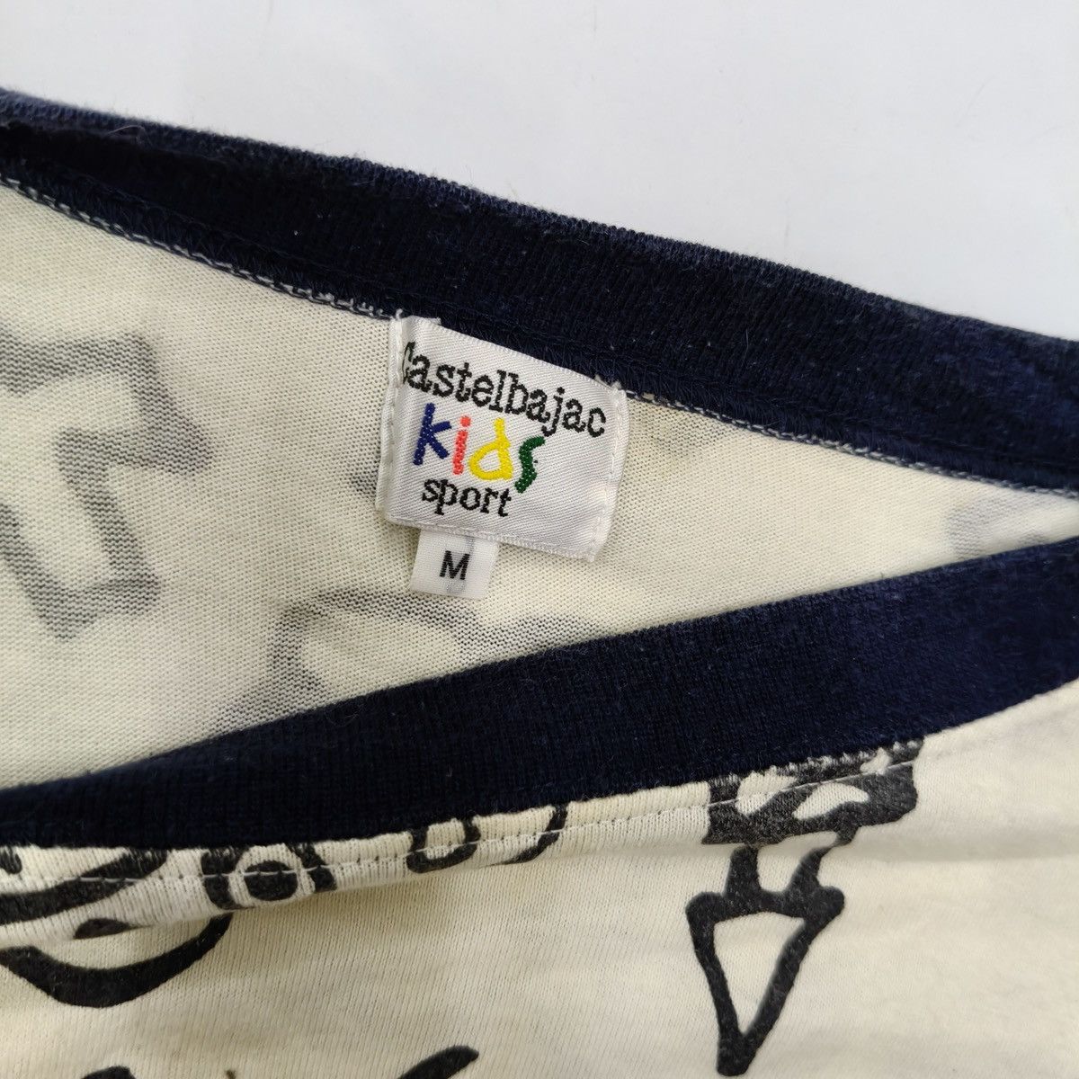 Jean Charles De Castelbajac Vintage Jean-Charles de CASTELBAJAC Art Tshirt Size US M / EU 48-50 / 2 - 9 Thumbnail