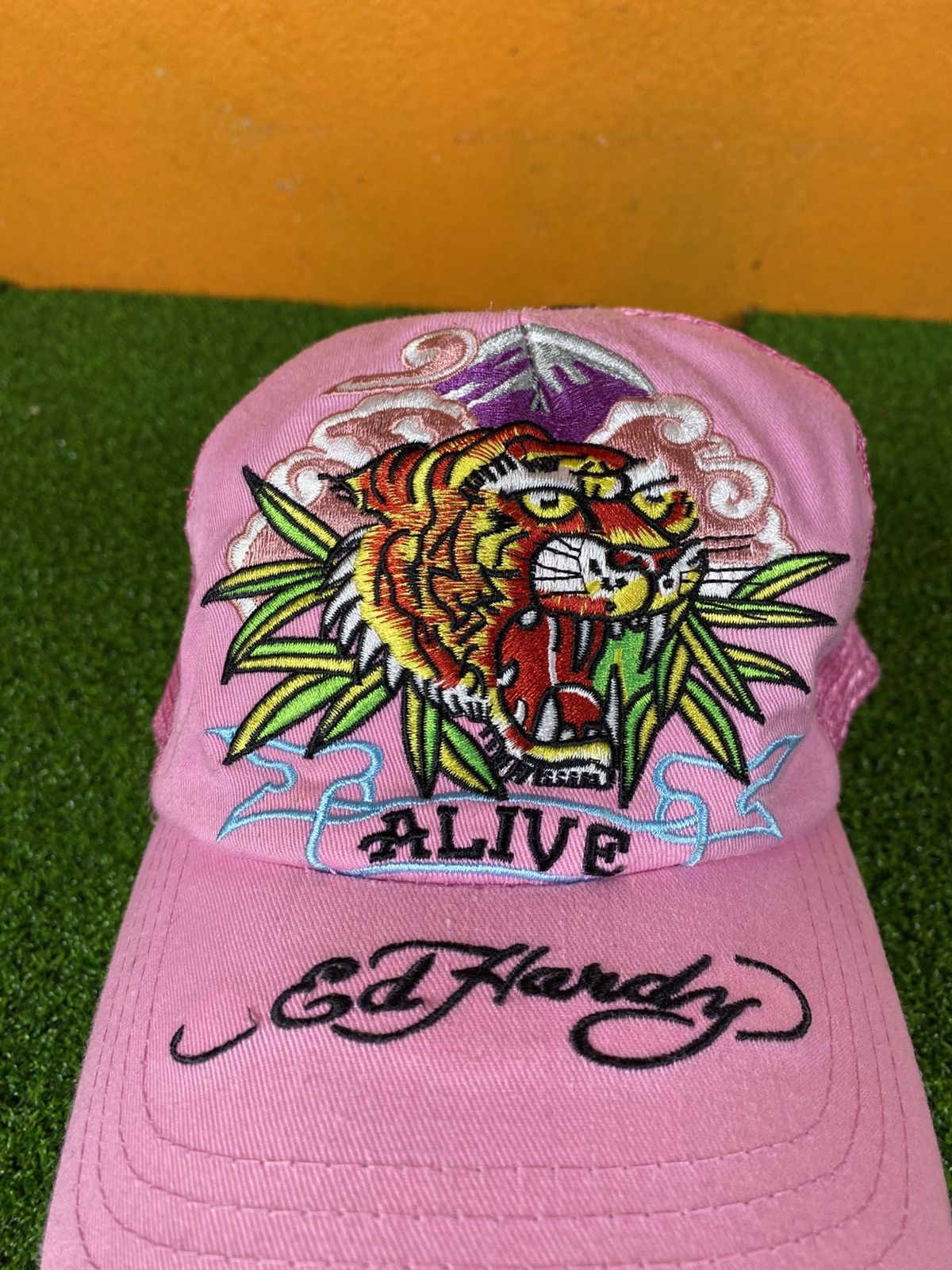 Ed Hardy Vintage Ed Hardy Pink Trucker Cap Tiger Embroidery Y2K Size ONE SIZE - 6 Thumbnail