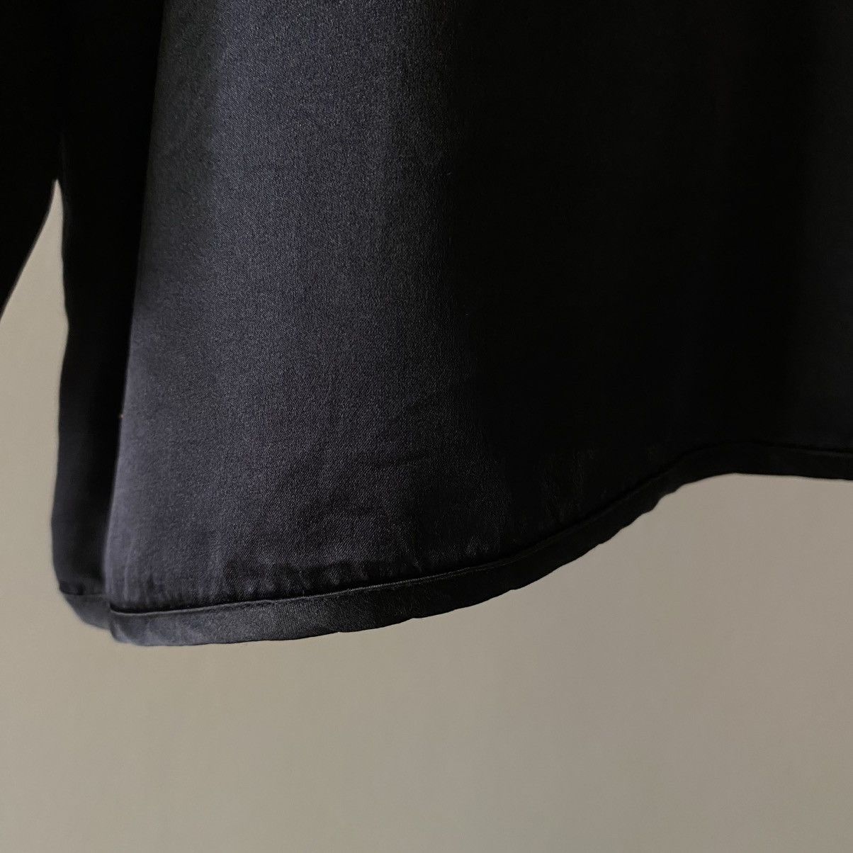 Yves Saint Laurent YVES SAINT LAURENT Black Pocket Shirt with White Buttons Size M / US 6-8 / IT 42-44 - 7 Thumbnail