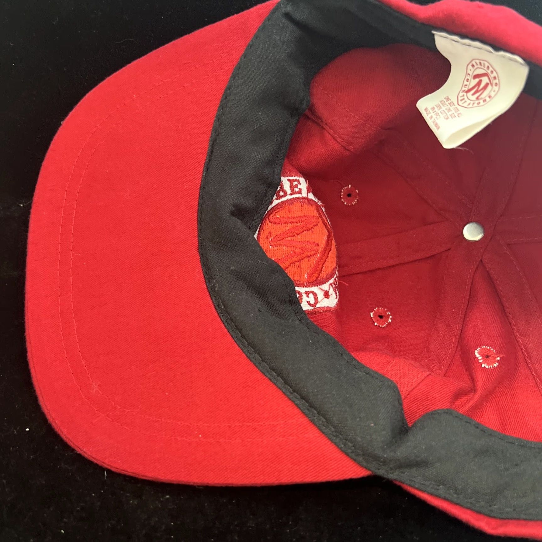 Marlboro VINTAGE Marlboro Country Store RED LOGO ADJUSTABLE BASEBALL CAP HAT Adults Adjustable Red Logo Baseball Cap Men Women Unisex Size ONE SIZE - 3 Thumbnail