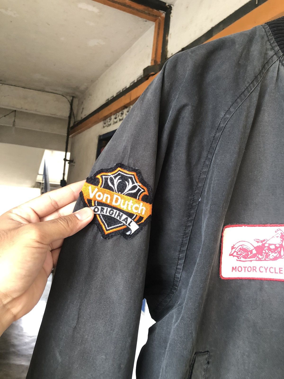 Von Dutch Vintage Von Dutch Big Logo Faded Colour Bomber Jacket Size US L / EU 52-54 / 3 - 10 Thumbnail