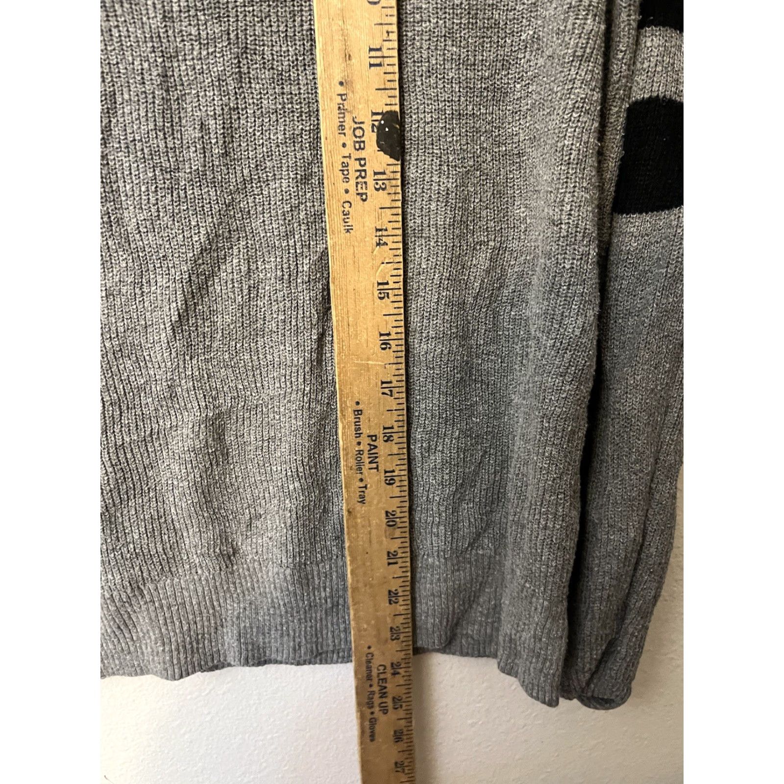 American Eagle Outfitters American Eagle Sweater Unisex XS Lightweight Button Henley 5 Grey Size XS / US 0-2 / IT 36-38 - 4 Thumbnail