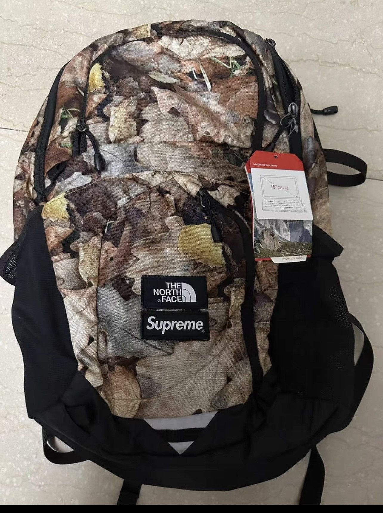 Supreme the north face pocono backpack leaves hot sale
