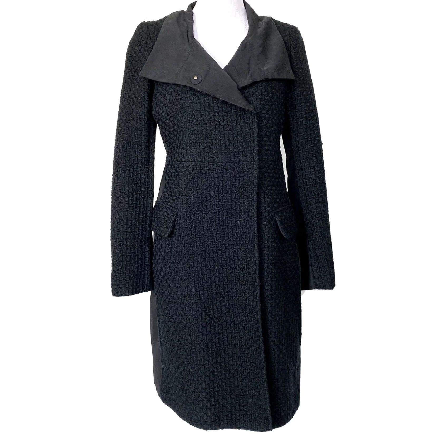 Bcbgmaxazria BCBGMAXAZRIA Coat Wool Blend Black Mid-Length Overcoat M Womens Wool Blend Lined Snap Front Size M / US 6-8 / IT 42-44 - 2 Thumbnail