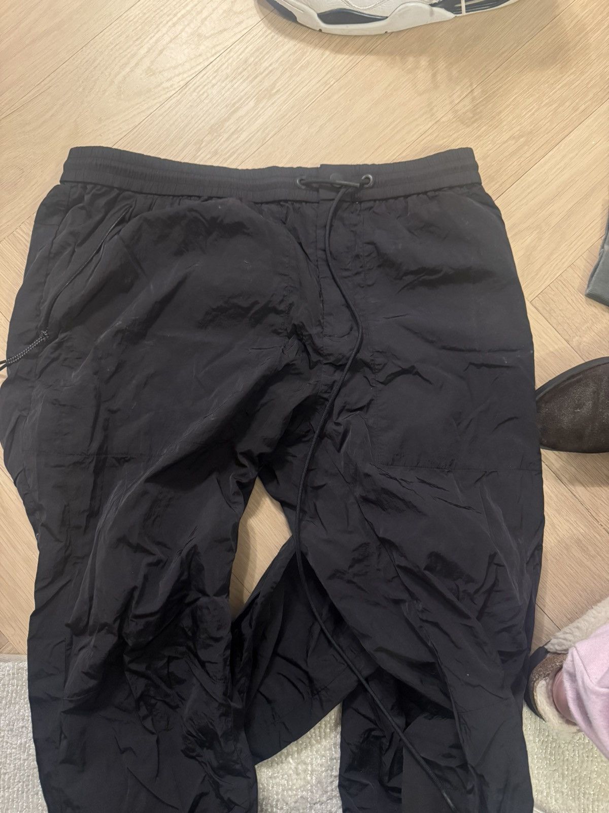 Kith NYLON KITH JOGGERS SZ LARGE Size US 40 / EU 56 - 1 Thumbnail