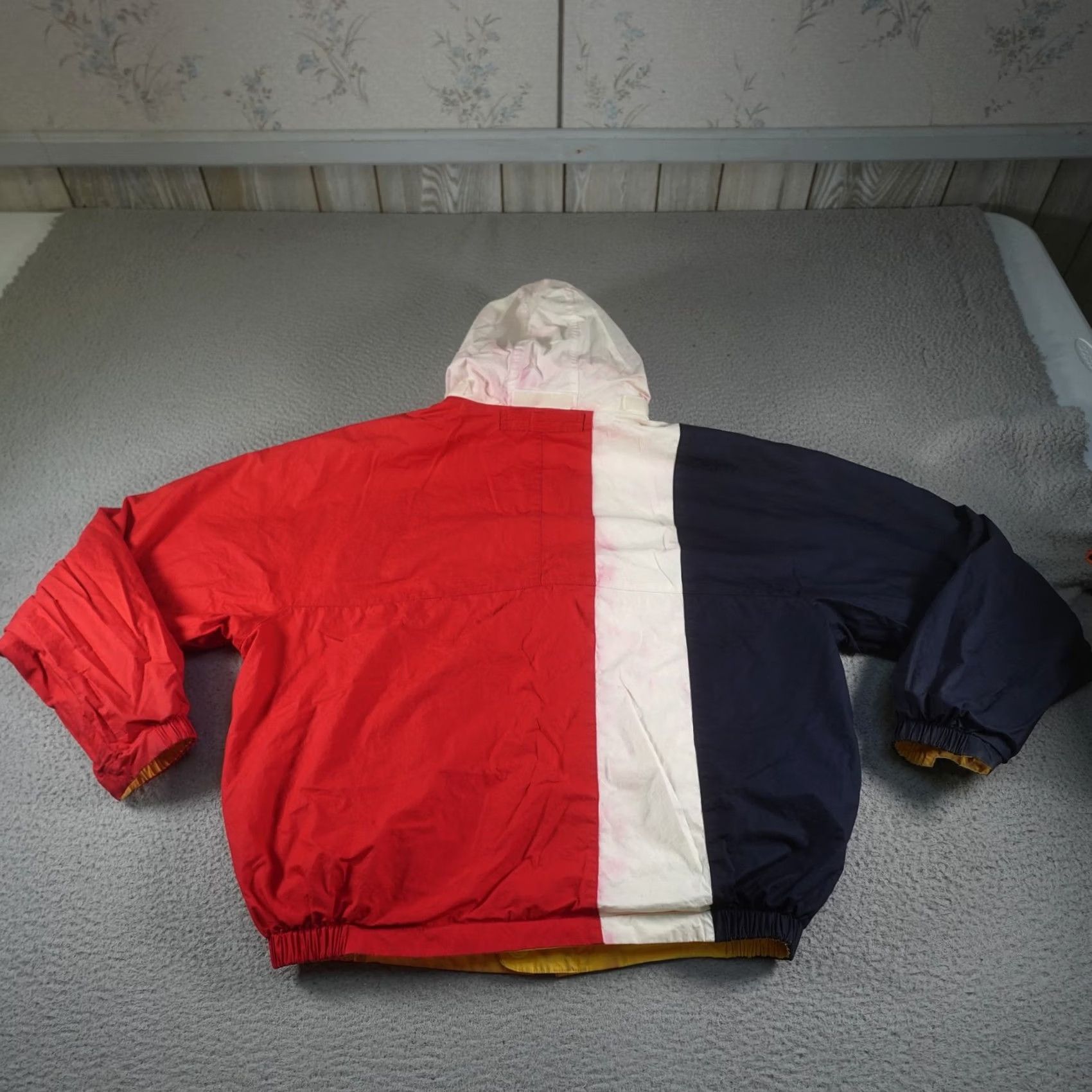 Nautica VINTAGE Nautica Reversible Jacket Mens L Red Yellow Hooded Sailing Nautical Size US L / EU 52-54 / 3 - 7 Thumbnail