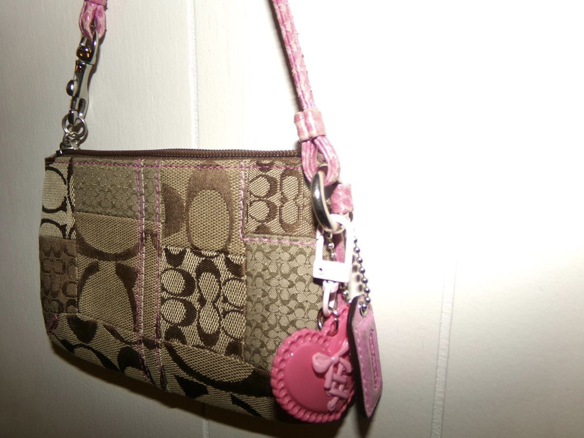 Coach Pink patchwork Coach purse Size ONE SIZE - 9 Thumbnail