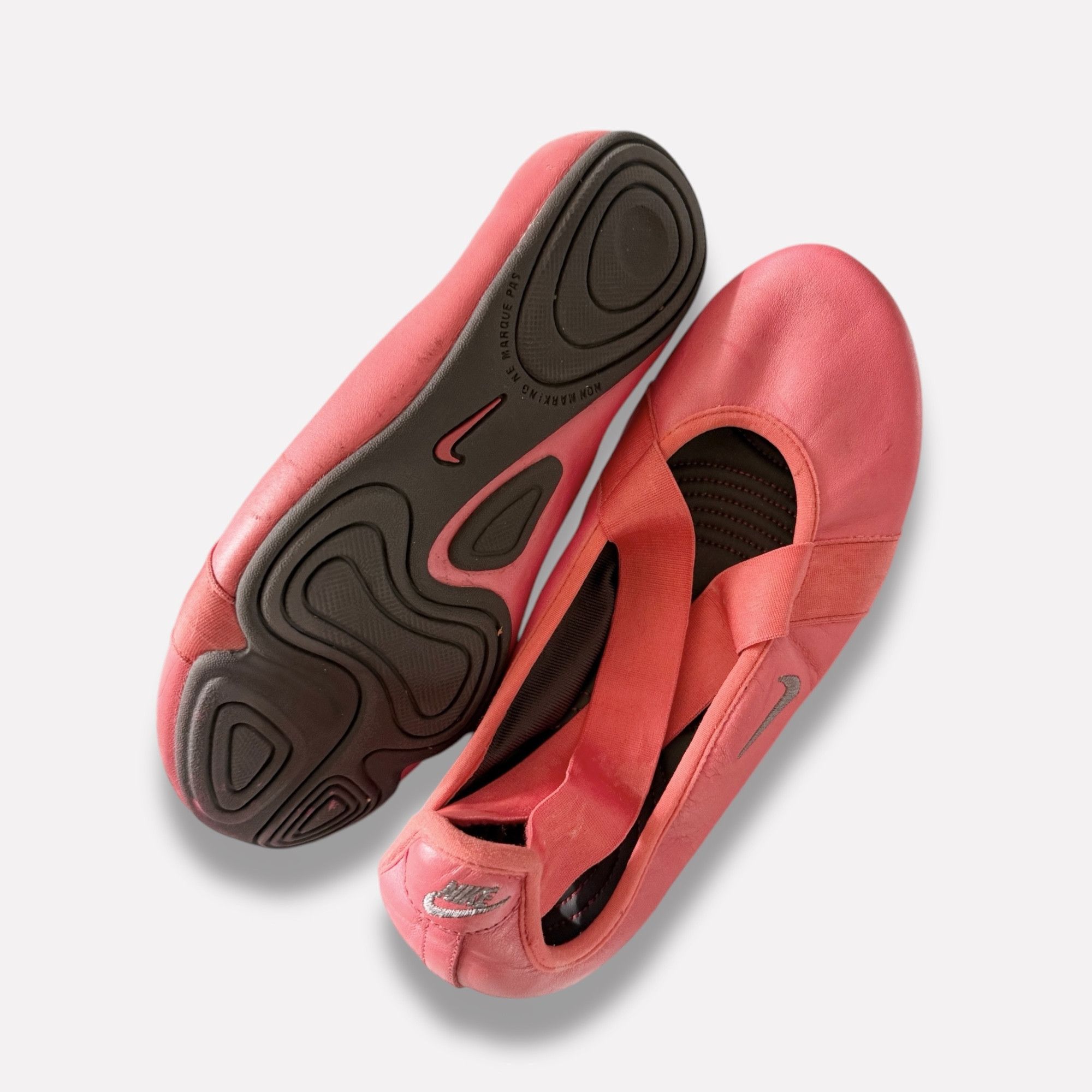 Nike Iconic Nike Vintage Ballet Flats Sneakers Balletcore Size US 6.5 / IT 36.5 - 5 Thumbnail