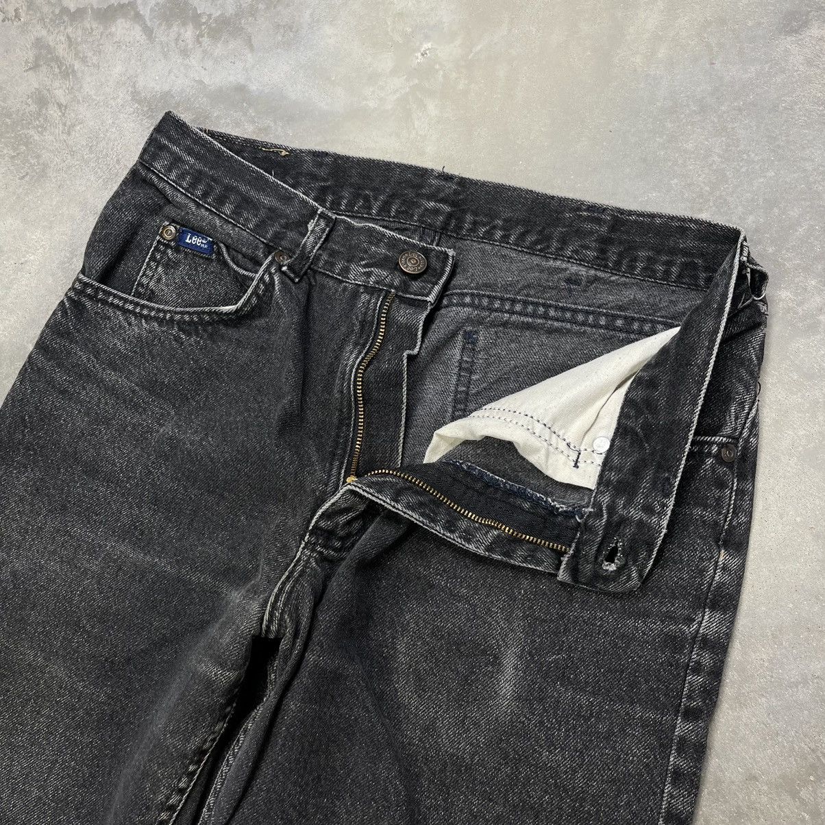 Lee × Vintage Vintage Lee Straight Leg Jeans Faded Black Denim 80s Size US 30 / EU 46 - 5 Thumbnail