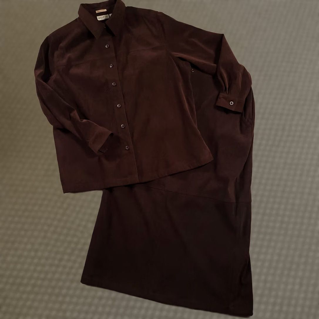 Vintage VINTAGE White Stag 2 Piece Set Button Up Shirt Skirt Brown L/S Suede Women 18W 90s Business Formal Travel - Womens Size M / US 6-8 / IT 42-44 - 1 Thumbnail