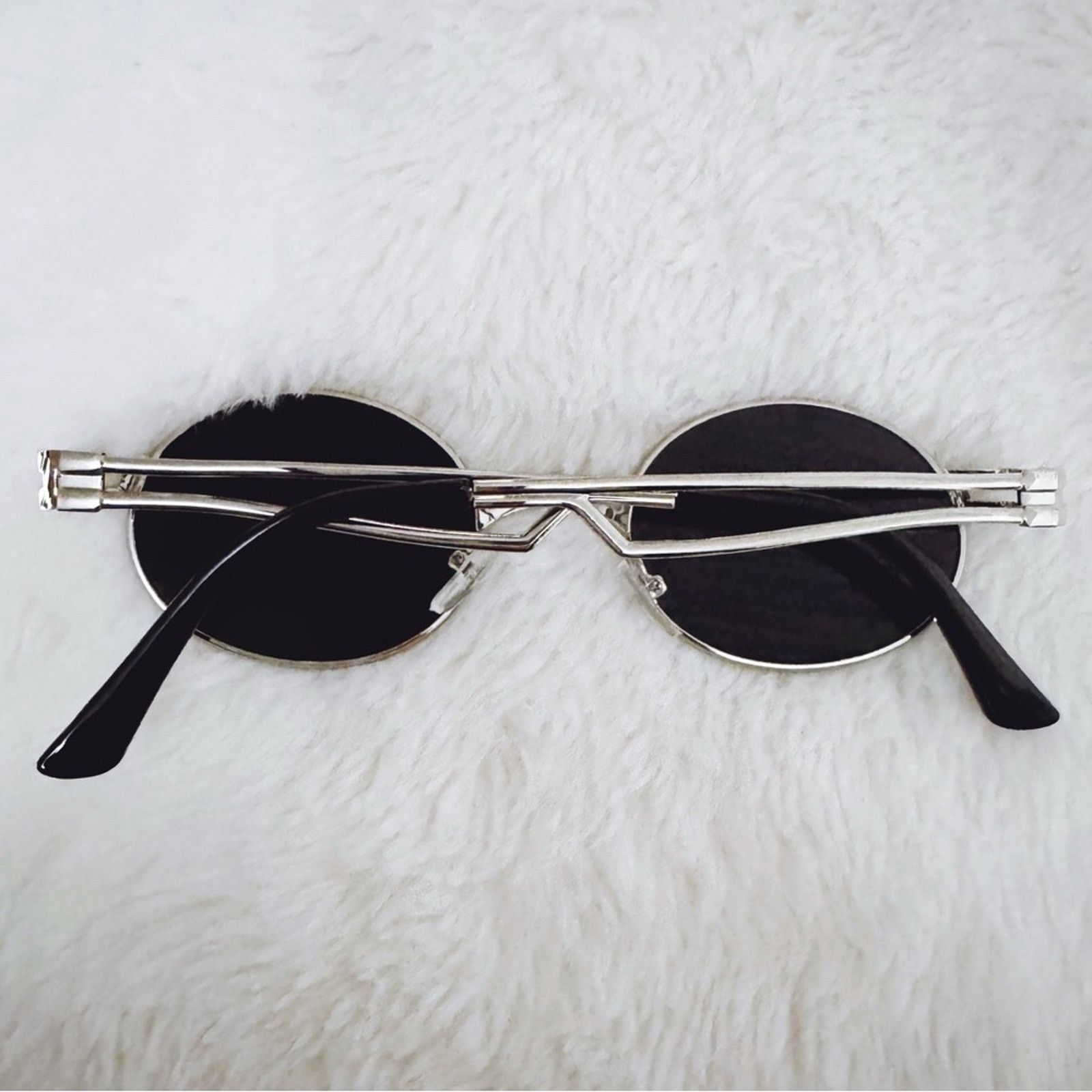 Other Betsy Black with Silver Rim Round Sunglasses Size ONE SIZE - 14 Thumbnail