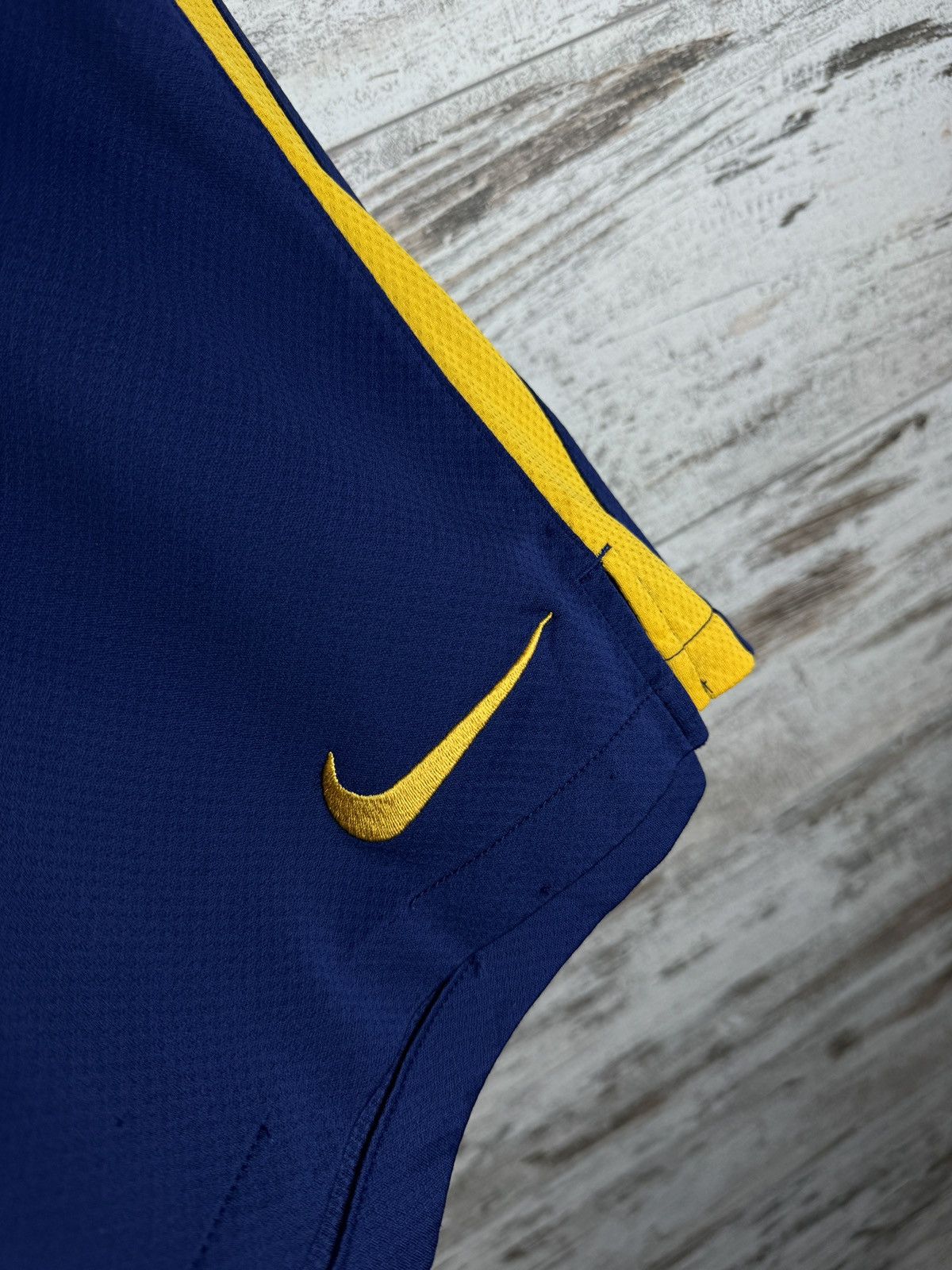 Vintage Mens Vintage Nike FC Barcelona soccer shirts football size M Size US 34 / EU 50 - 4 Thumbnail