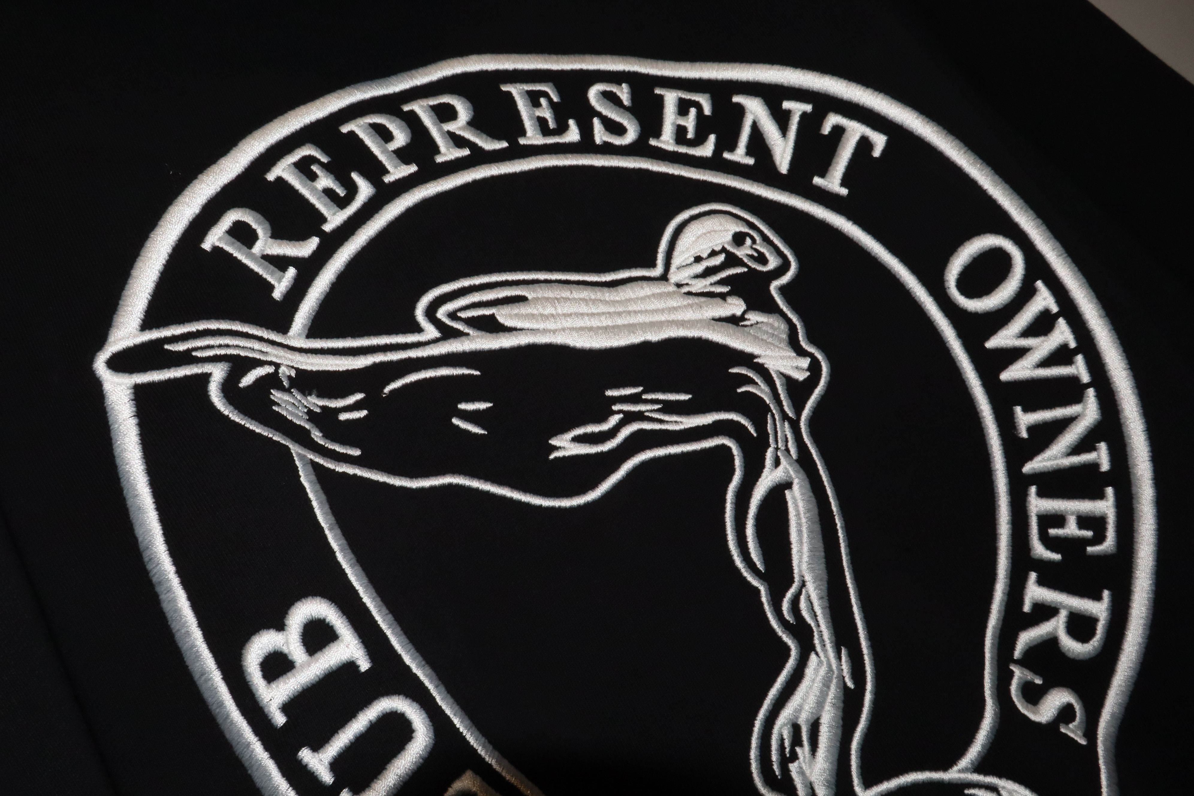 Represent Clo. Owners club embroidery hoodie Size US XXL / EU 58 / 5 - 13 Thumbnail