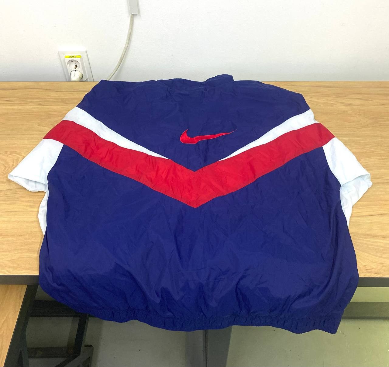 Nike × Vintage NIKE VINTAGE ZIP SWEATSHIRT LIGHT JACKET Size US XL / EU 56 / 4 - 2 Thumbnail