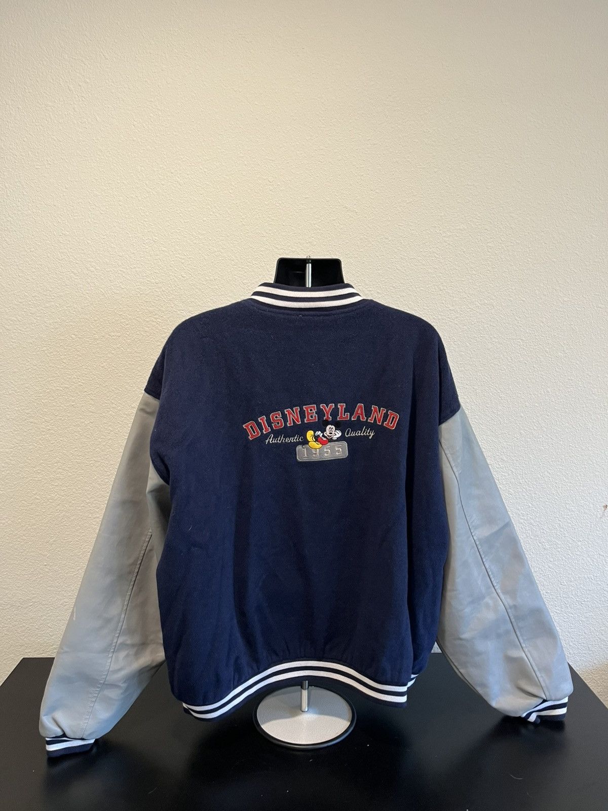 Disney × Vintage Disneyland jacket vintage Y2K varsity style embroidered Size US XXL / EU 58 / 5 - 1 Thumbnail