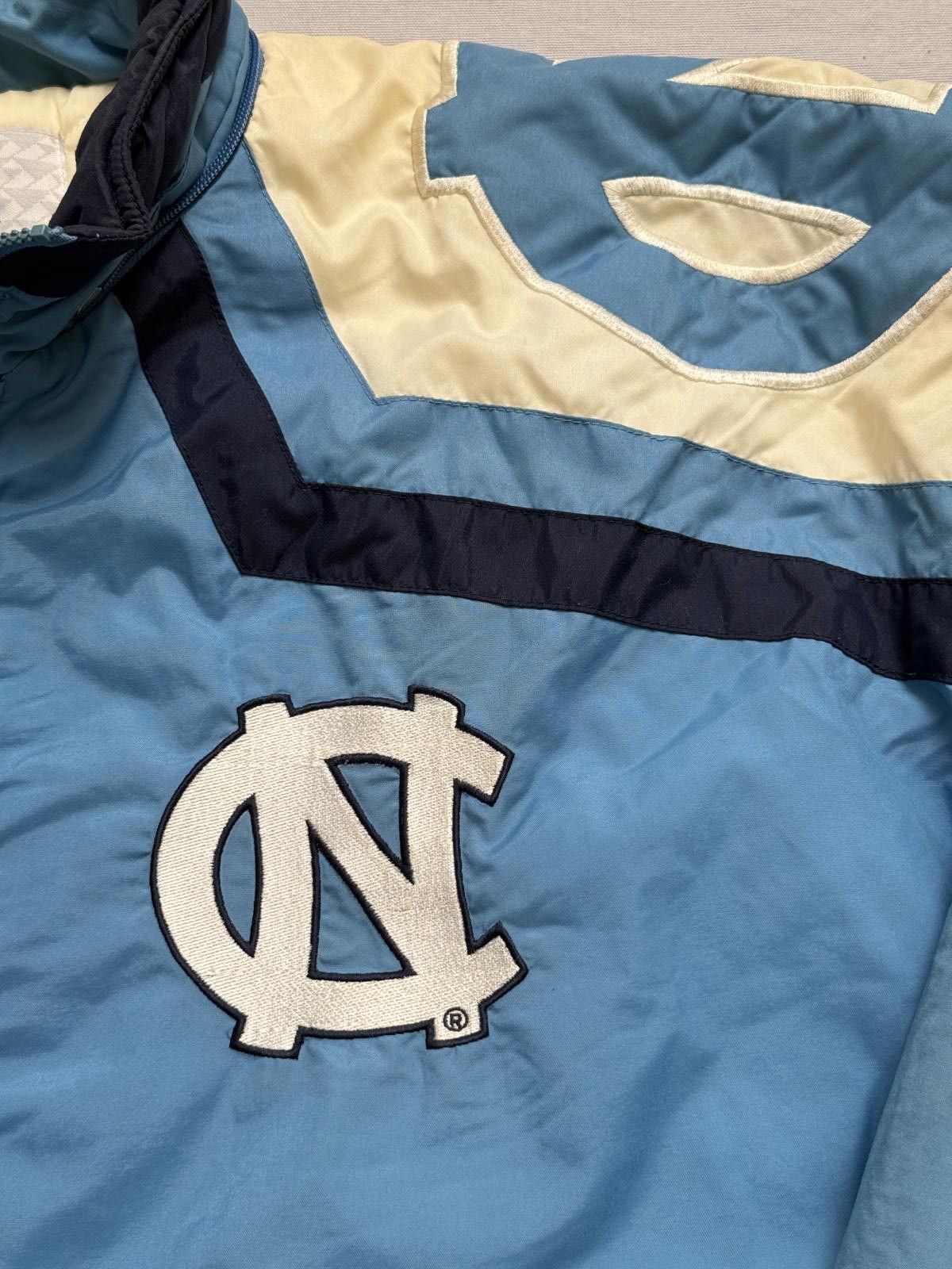 NFL VTG Apex One UNC Tarheels Zip Up jacket North Carolina XL Size US XL / EU 56 / 4 - 5 Thumbnail