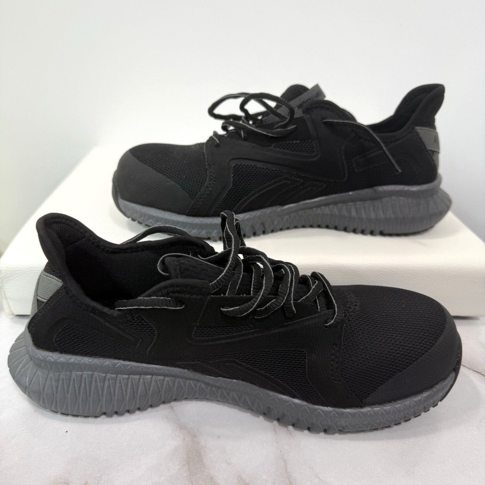 Reebok Reebok Work Comp Safety Toe Unisex Size Men’s 5W/Wo’s 7W Size US 5 / EU 37 - 4 Thumbnail