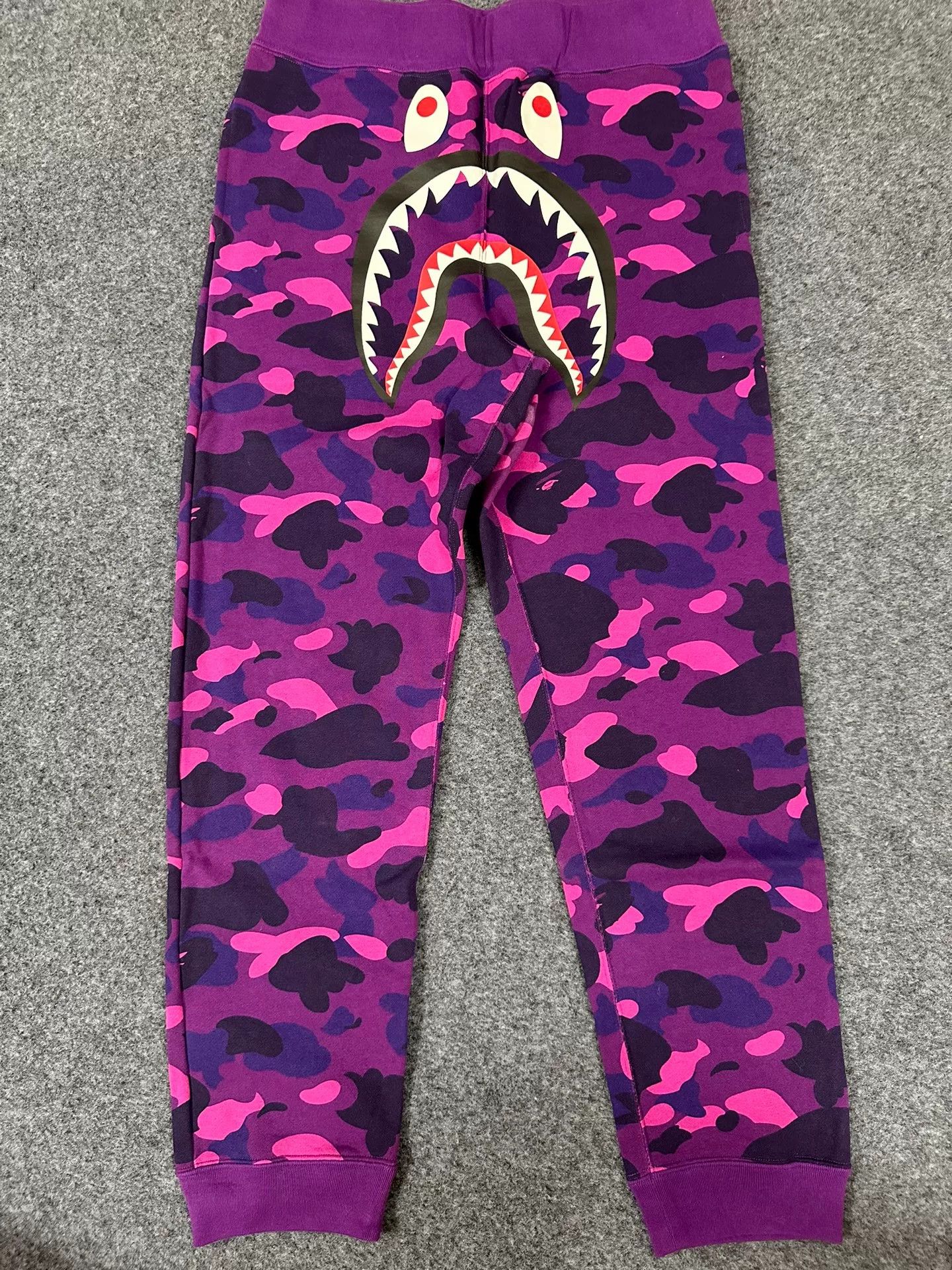 Bape Bape Multi Shark Pants Casual Designer Size US 34 / EU 50 - 1 Thumbnail