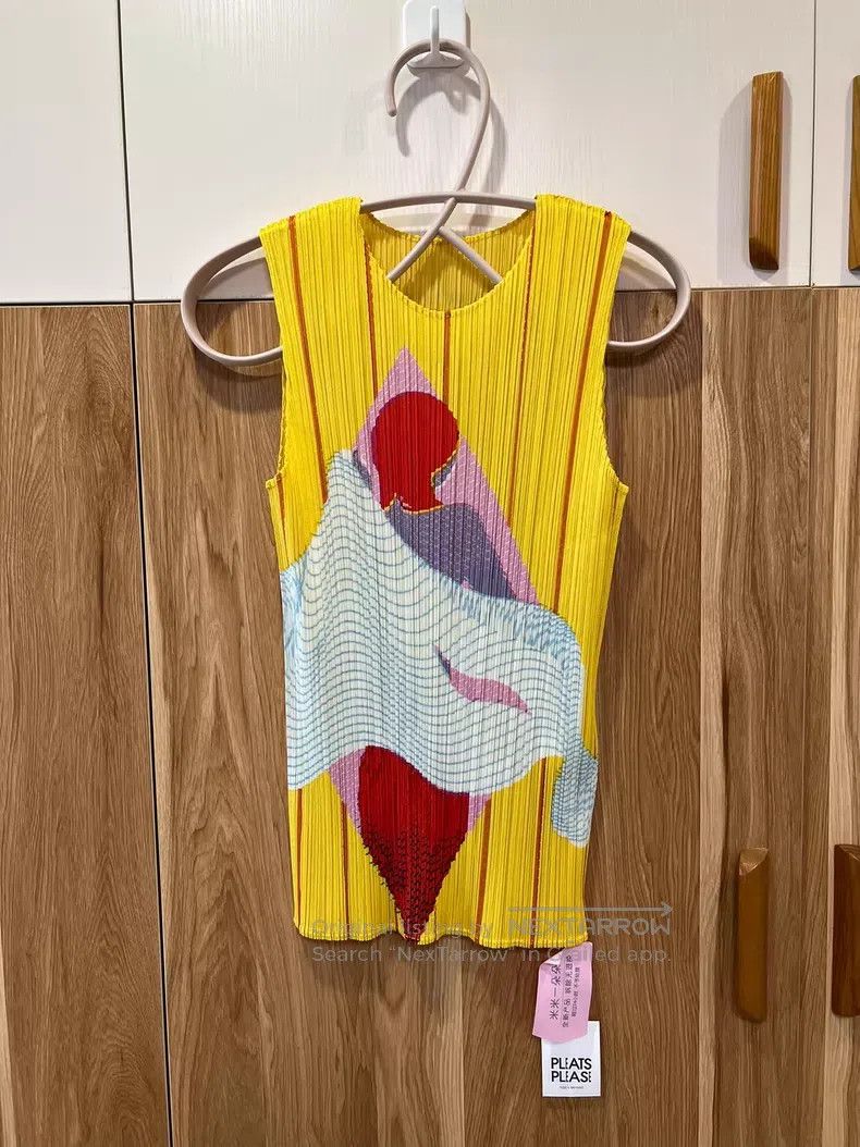 Issey Miyake Issey Miyake Yellow Illustration Vest Size L / US 10 / IT 46 - 3 Thumbnail