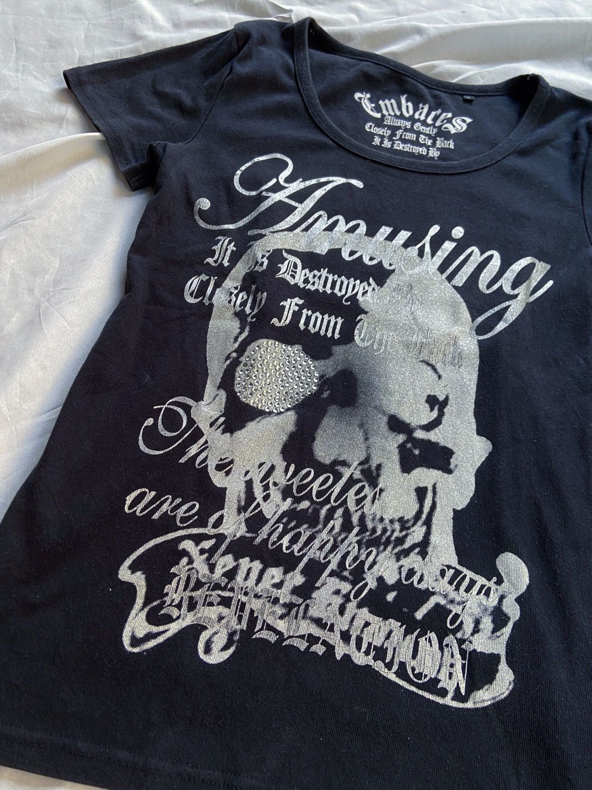 Le Grande Bleu (L.G.B.) ALWAYS GENTLY CLOSELY FROM BACK IT IS DESTROYED TEE Size US S / EU 44-46 / 1 - 3 Thumbnail