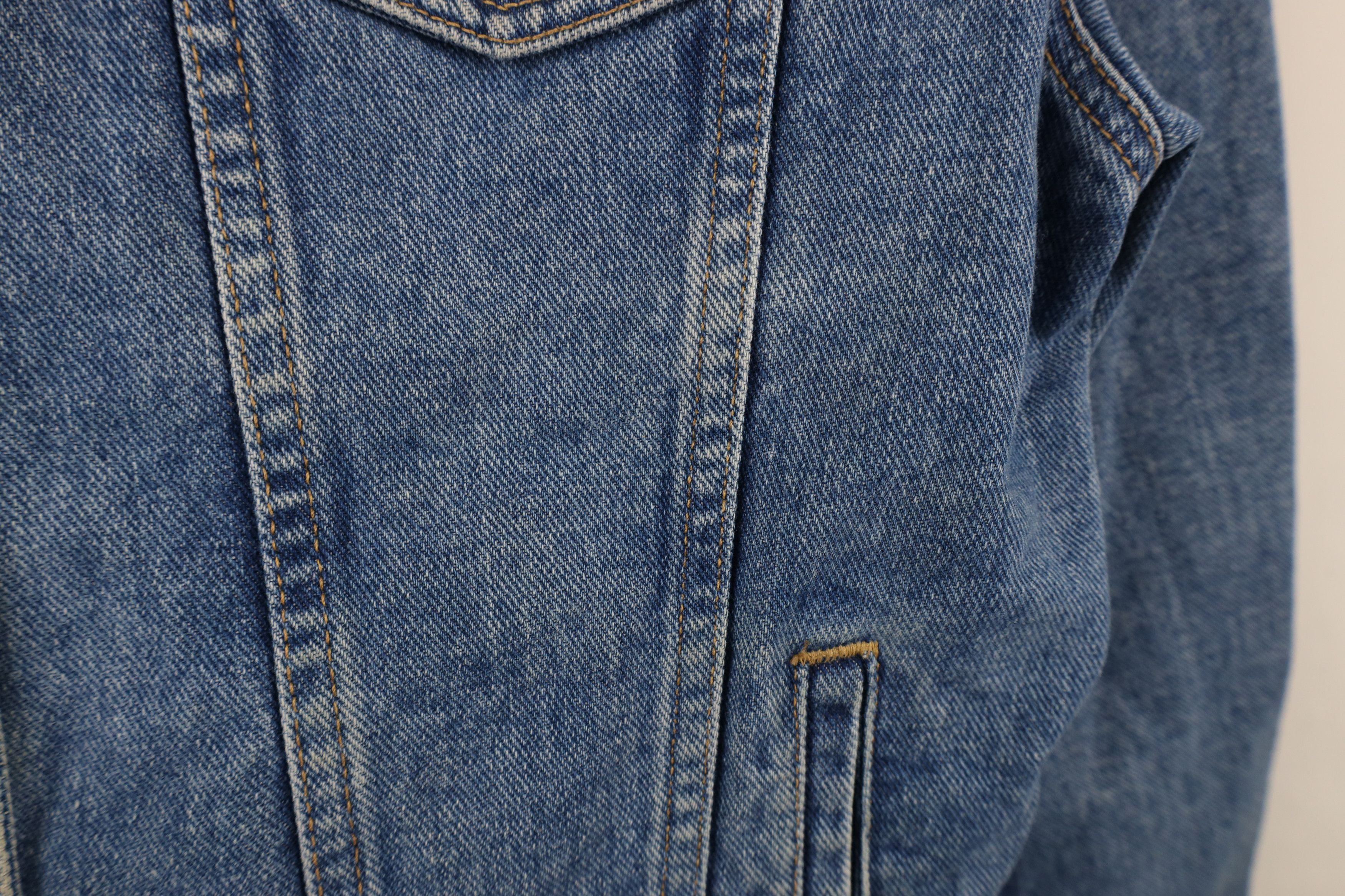 Vintage Vintage 90s Streetwear Distressed Denim Jean Trucker Jacket Size L / US 10 / IT 46 - 5 Thumbnail
