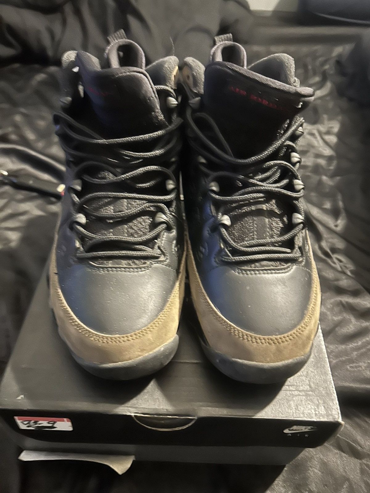Jordan Brand ‘Olive’ Jordan Retro 9s Size US 7 / EU 40 - 3 Thumbnail