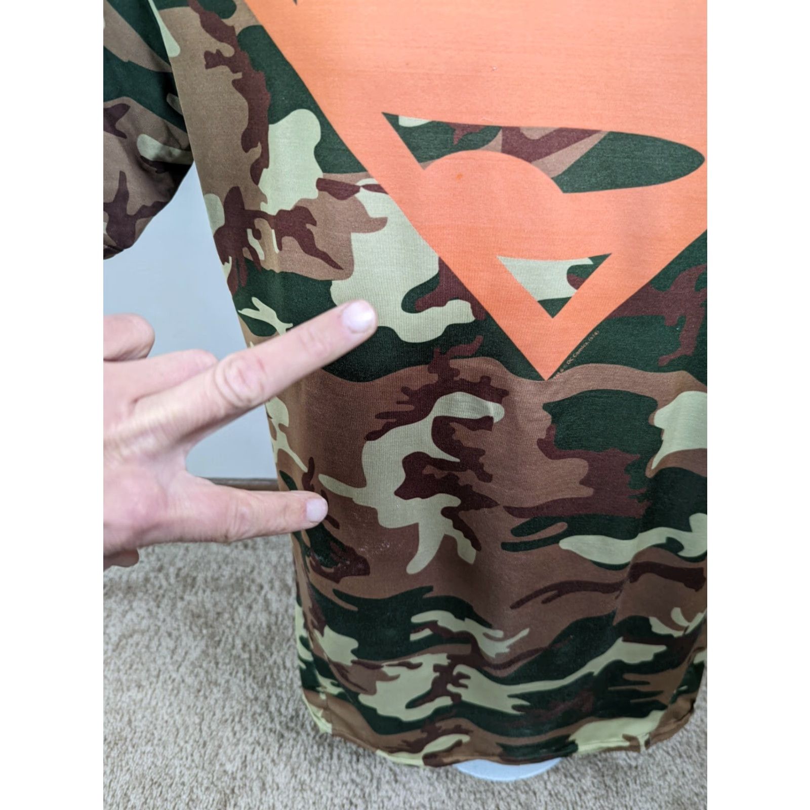 Under Armour Under Armour Superman Shirt Sleeve Compression Camo Shirt Size L Regular Mens Short Sleeve Crew Neck T5S Size US L / EU 52-54 / 3 - 5 Thumbnail