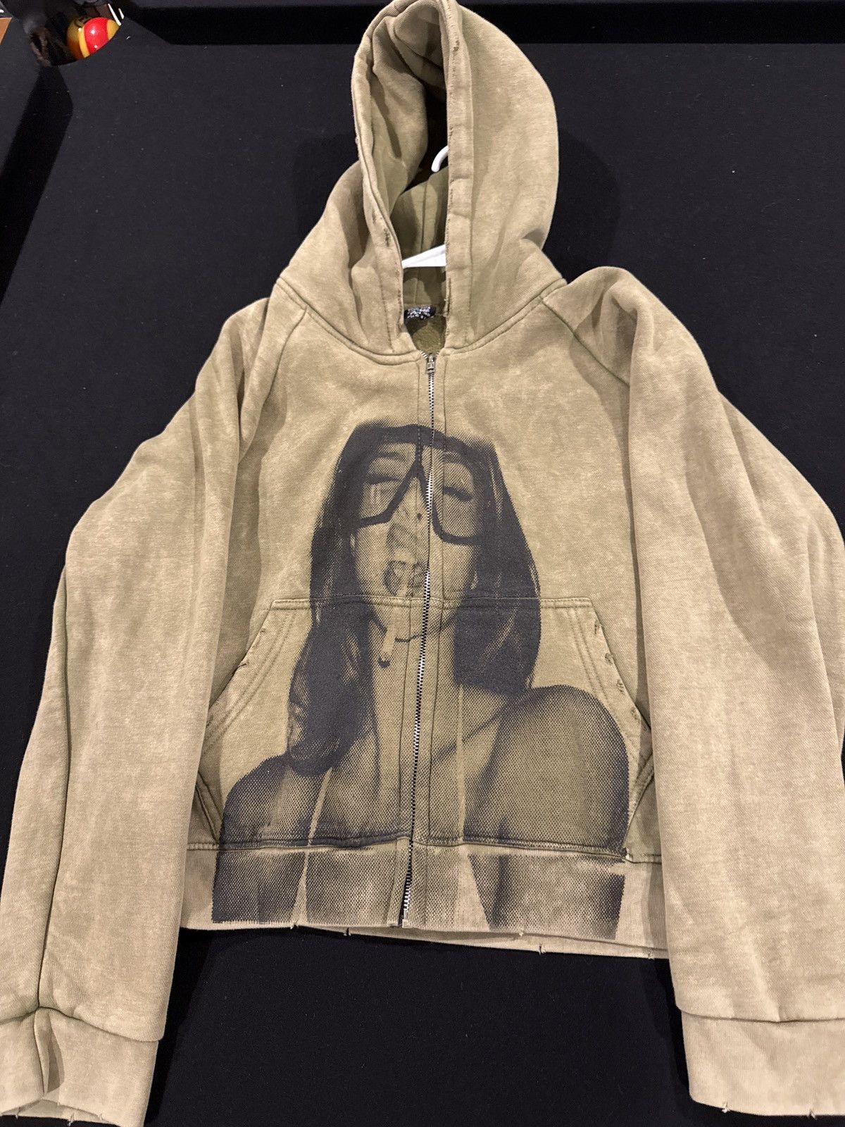Other Girl smoking a cigarette zip up Size US M / EU 48-50 / 2 - 1 Thumbnail