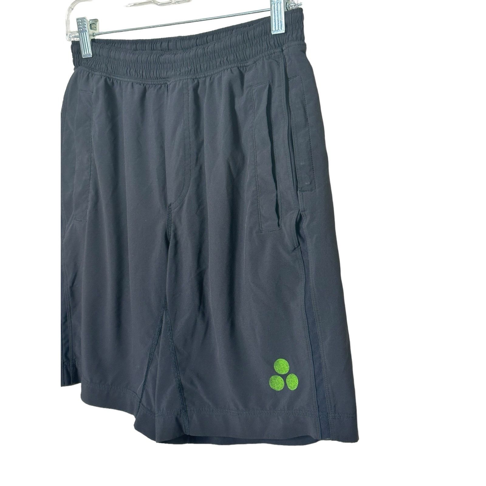 Lululemon Lululemon black active shorts size 29 Size US 36 / EU 52 - 13 Thumbnail