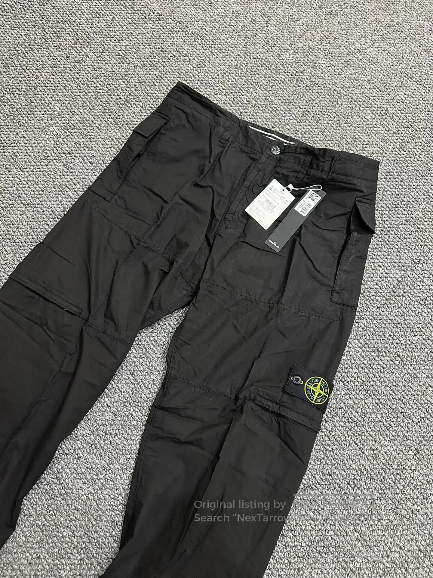 Stone Island stone island cargo pants in black. Size US 33 - 2 Thumbnail