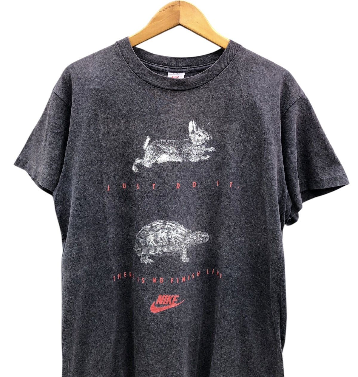 Nike Vintage 90's Nike Turtle & Rabbits Story Tshirt Size US L / EU 52-54 / 3 - 5 Thumbnail