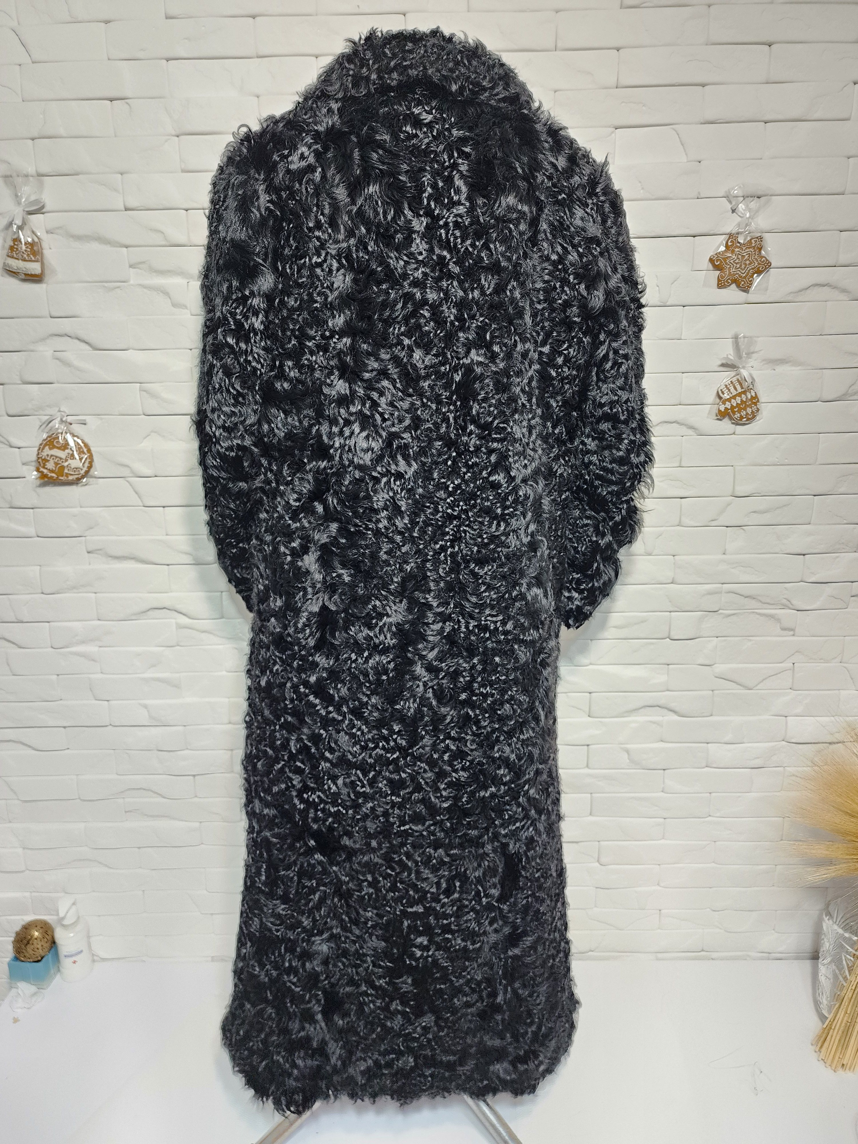 Furla Black Long Goat Fur Coat: Women's Warm Outerwear Size XL / US 12-14 / IT 48-50 - 4 Thumbnail