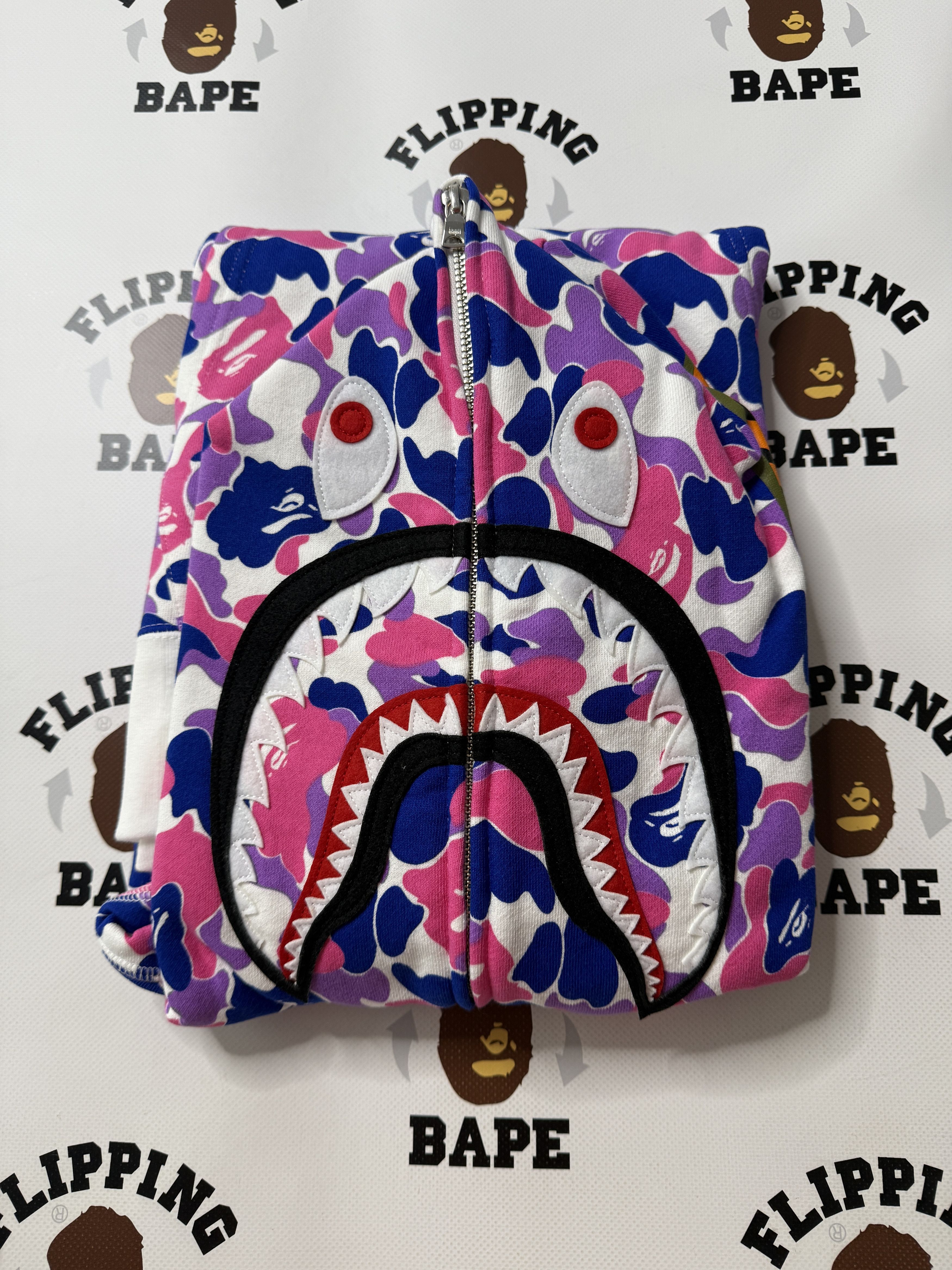 Bape BAPE STORE GUANGZHOU SHARK FULL ZIP HOODIE (2025) Size US M / EU 48-50 / 2 - 16 Thumbnail