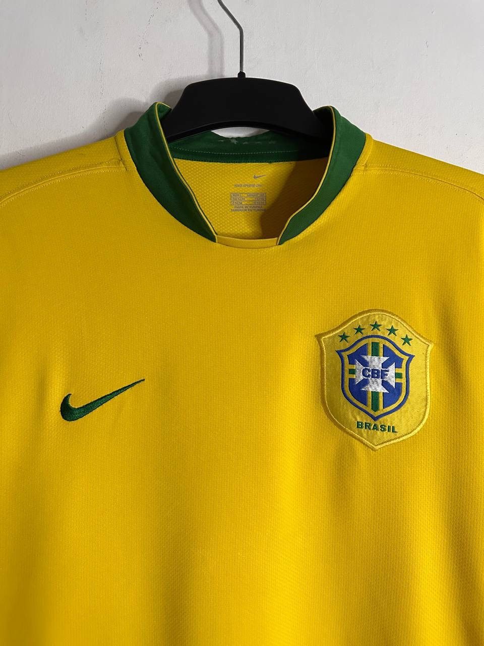 Nike Nike Brazil Home Soccer Jersey 2006–08 Yellow L Football Y2K Size US L / EU 52-54 / 3 - 4 Thumbnail