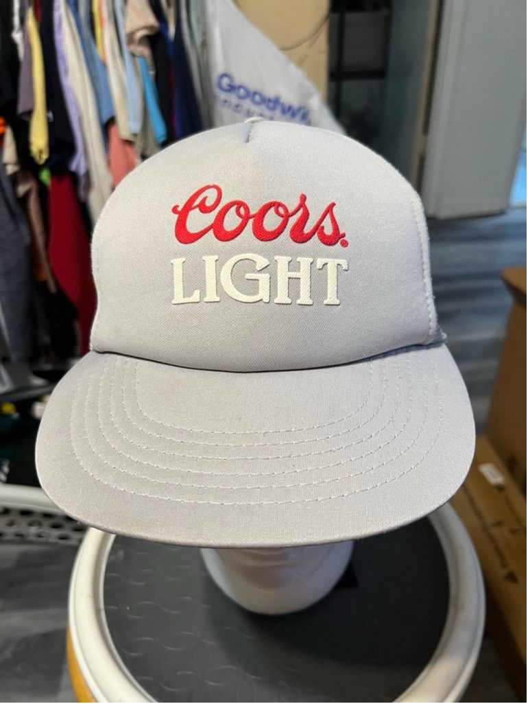 Other Men's Coors Light Grey Red Trucker Hat One Size Size ONE SIZE - 1 Thumbnail