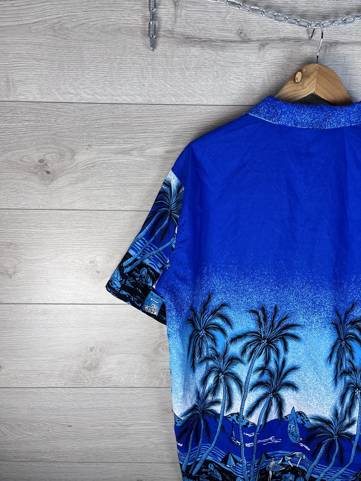 Other Men’s Crazy shirt size L Size US L / EU 52-54 / 3 - 9 Thumbnail