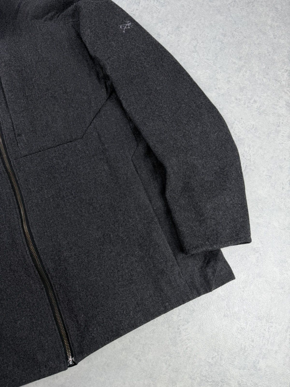 Arc'teryx Arc’teryx Diplomat Wool Blend Zip Jacket Insulated Size L Size US L / EU 52-54 / 3 - 3 Thumbnail