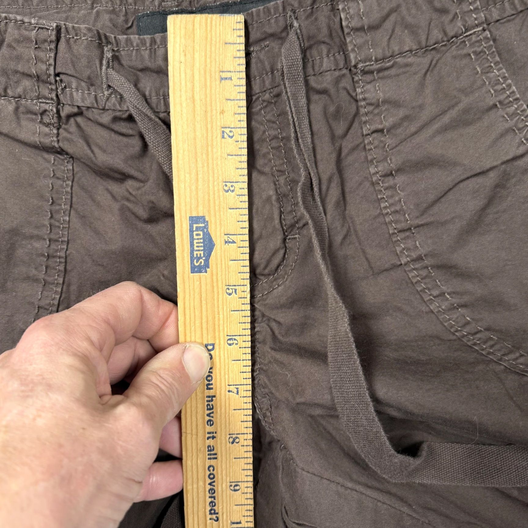 Vintage VINTAGE Calvin Klein Womens Shorts 6 Brown Drawstring Pockets Casual 7 Inseam 100% Cotton Mens? Wait. Size 28" / US 6 / IT 42 - 6 Thumbnail