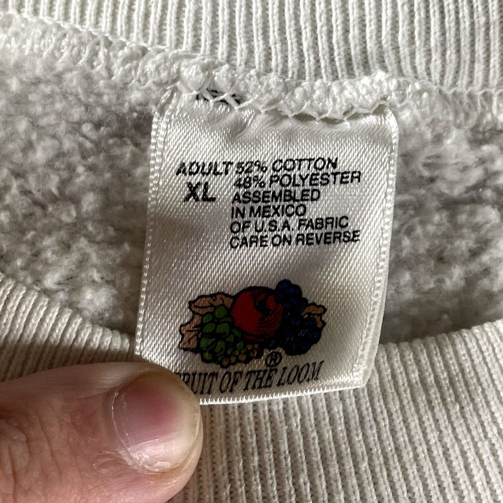 Vintage VINTAGE Robin Williams Pullover Sweatshirt XL White Crew Neck Comic Relief 1995 Mens Size US XL / EU 56 / 4 - 2 Thumbnail
