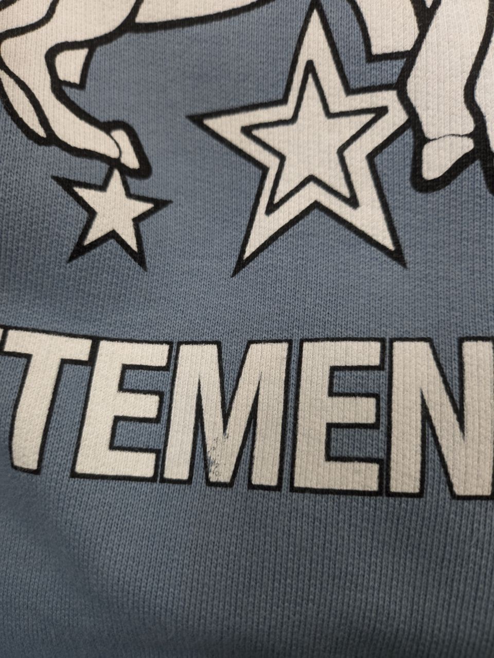 Vetements SS18 Unicorn Rainbow Hoodie Size US M / EU 48-50 / 2 - 12 Thumbnail