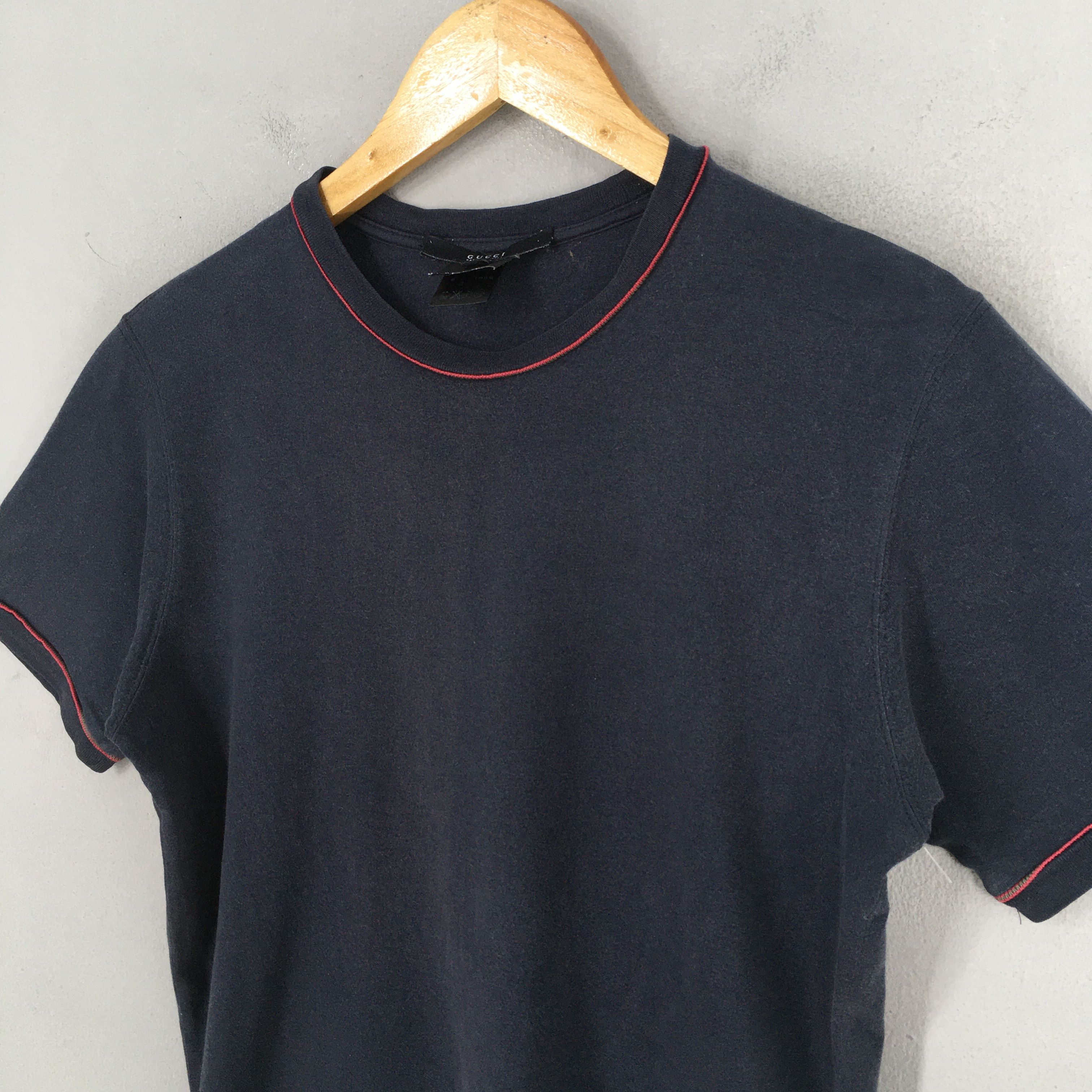 Gucci Vintage Gucci CC Italy Black T shirt Small Size US S / EU 44-46 / 1 - 5 Thumbnail