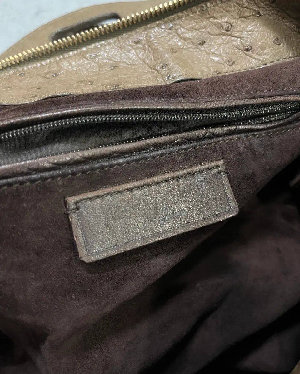 Yves Saint Laurent 2000s Yves Saint Laurent Beige Ostrich Leather Handle Bag Size ONE SIZE - 10 Thumbnail